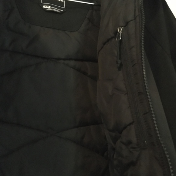 North Face Insulated Waterproof Jacket, NWOT (M) - Picture 4 of 8